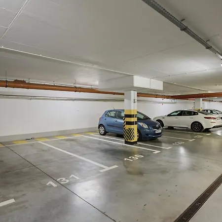 Drzewieckiego With Parking By Renters Apartment *